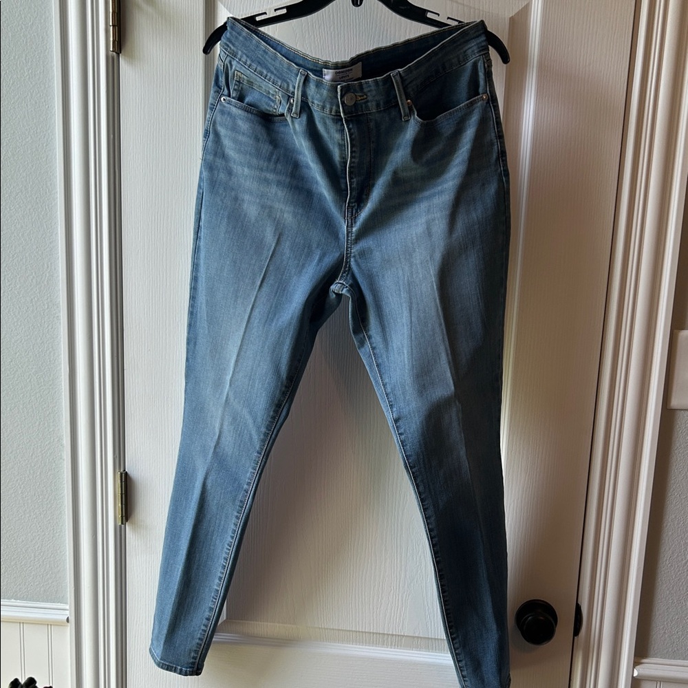 Denizen from Levi's Slim Skinny Jeans - Light Blue